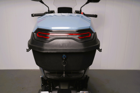 Максискутер SPRMOTORS ADV MAX серый T4-50L (с кофром)
