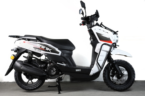 Скутер SPRMOTORS Tank Restyling Белый T8-50E