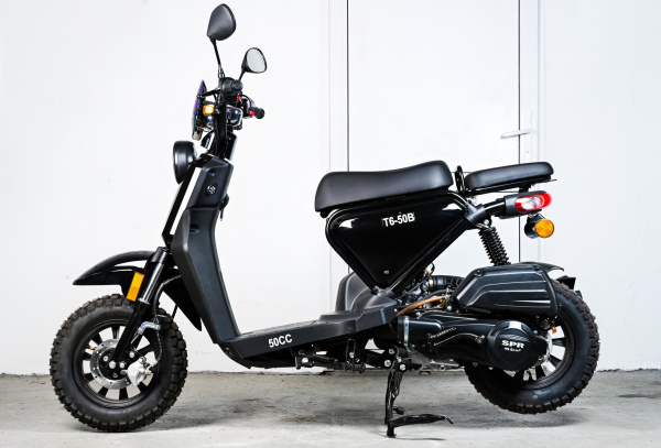 Скутер SPRMOTORS GEAR Чёрный T6-50B