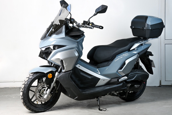Максискутер SPRMOTORS TRAVEL MAX серый T4-50H EFI (с кофром)