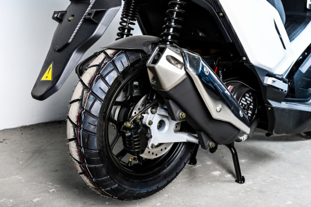 Максискутер SPRMOTORS TRAVEL MAX белый EFI T4-50H (с кофром)