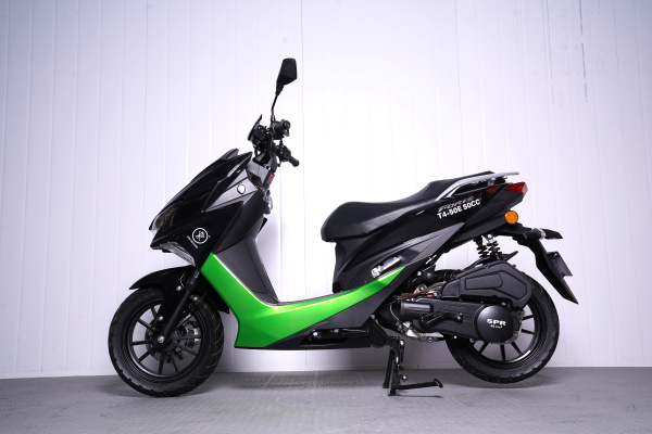 Скутер SPRMOTORS FORCE Зелёный T4-50E